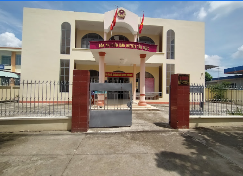 luat-su-o-tai-huyen-can-duoc